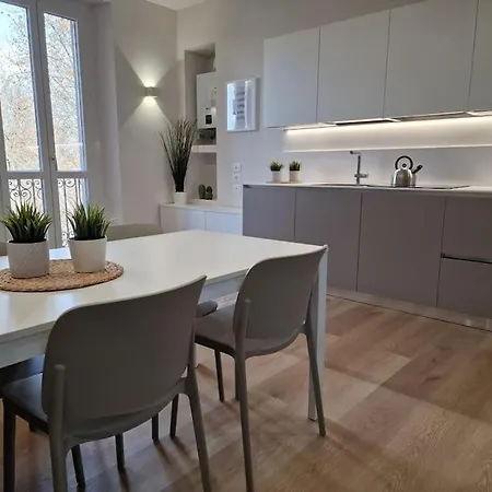 Unito Urban Relais شقة